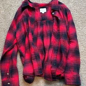 American Eagle Outfitters Red and Black Plaid Long Sleeve Top